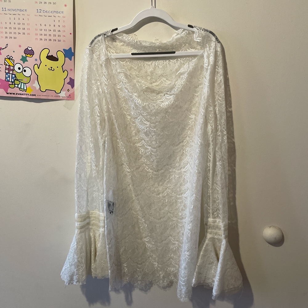Vintage lace top size 38